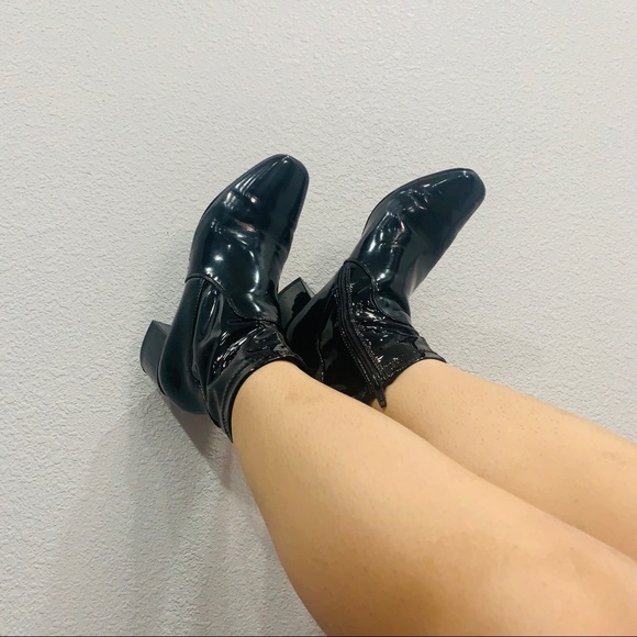 Boots - Picture 2 of 5